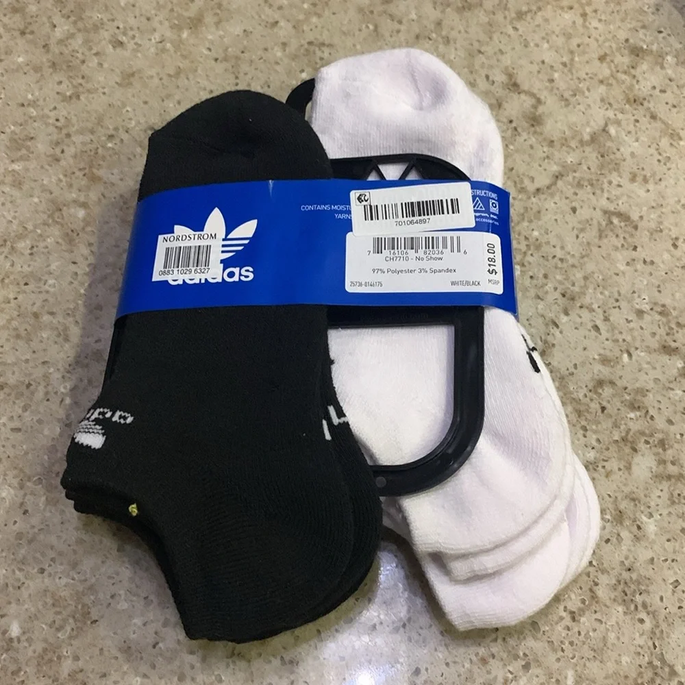 NWT Adidas No-Show Youth Socks 6 Pairs - Black/White